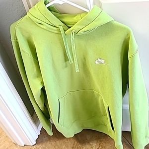 Nike hoodie avocado green L